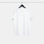 Genanvendt T-shirt i hvid til kvinder, bagfra, fra A-PIONEER